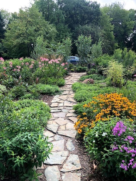St. Paul, MN Gardening & Sustainable Landscaping Companies